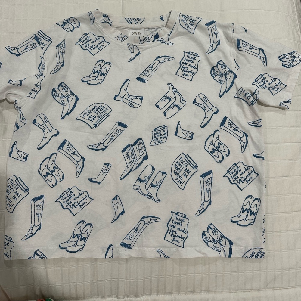 Zara White Tee with Blue Graphic Design